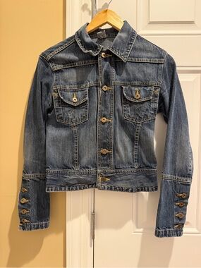 Women's Blue Denim Jean Jacket with Button-Front Detail